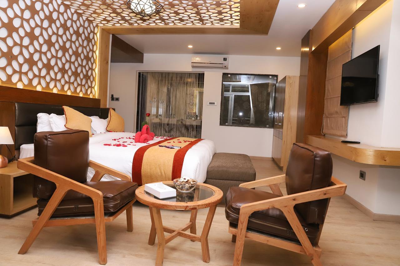 קטמנדו Retro Hotel And Spa מראה חיצוני תמונה